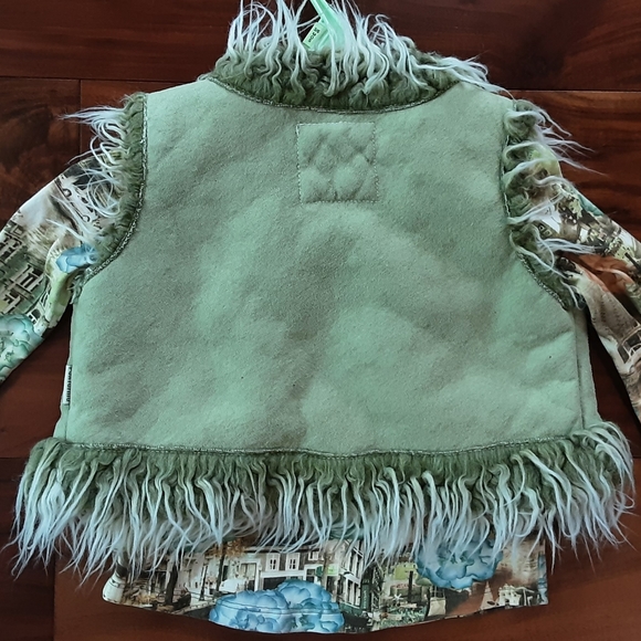 EUC PORTOFINO TODDLER TOP AND MATCHING VEST 18 mo - Picture 3 of 8